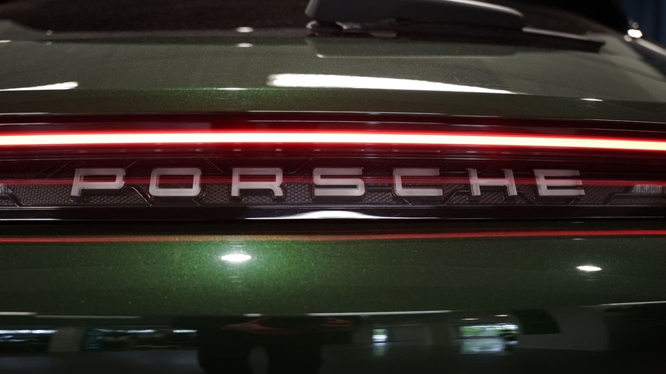 Porsche Taycan 4 Performance+ Cross Turismo 5d