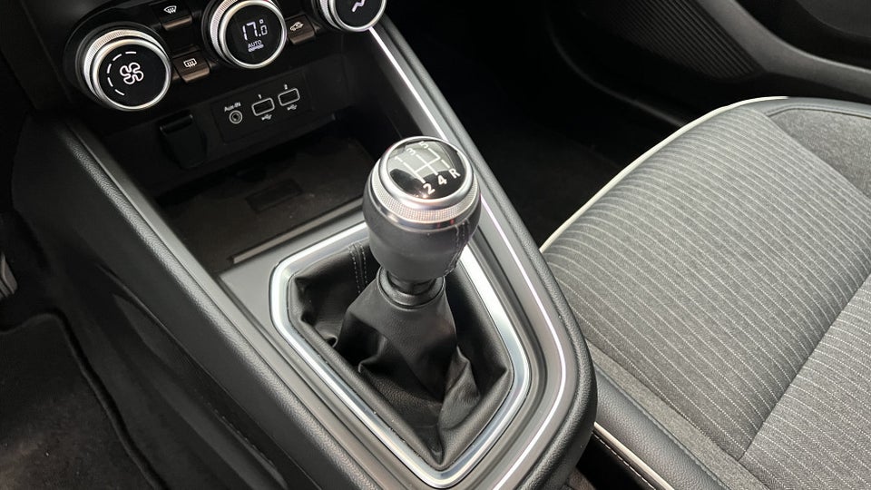 Renault Clio V 1,0 TCe 100 Intens 5d