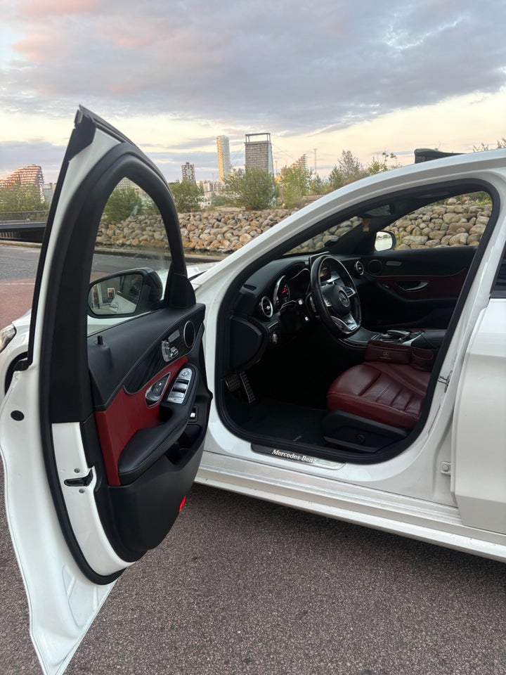 Mercedes C400 3,0 AMG Line aut. 4Matic 4d