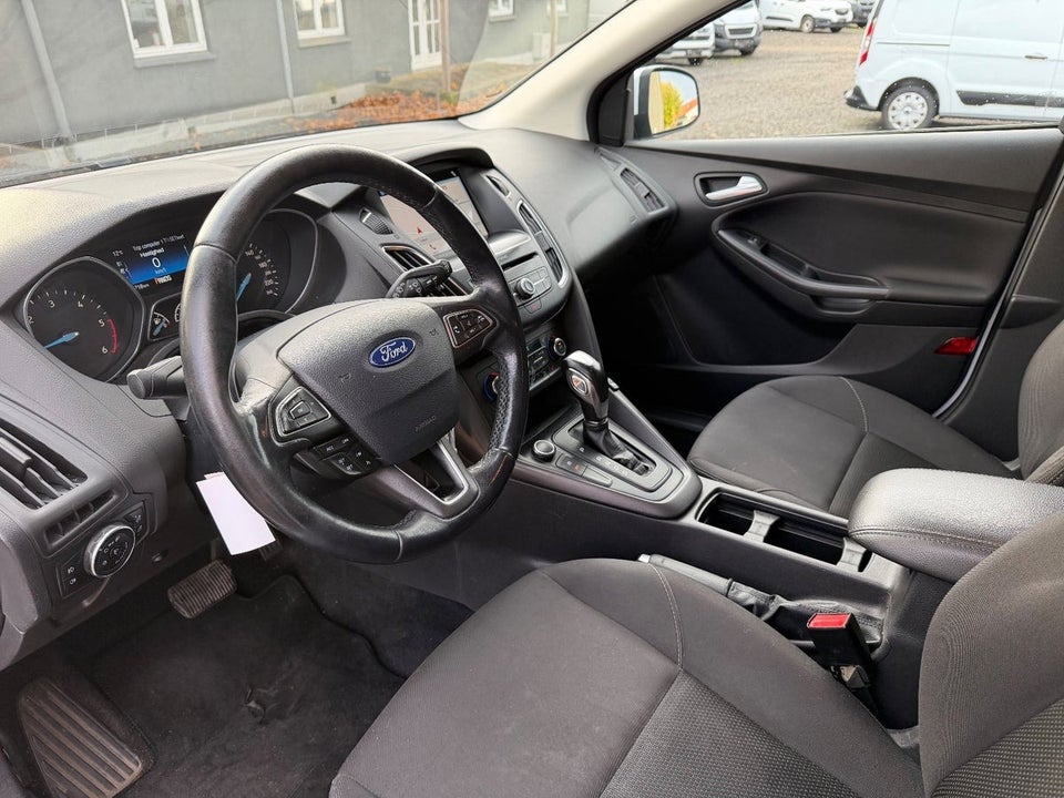 Ford Focus 1,5 TDCi 120 Business stc. aut. Van 5d