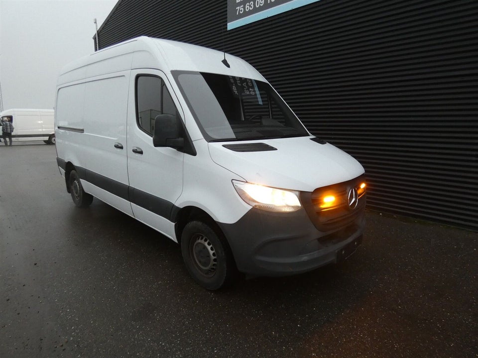 Mercedes Sprinter 317 2,0 CDi A2 Kassevogn aut. RWD