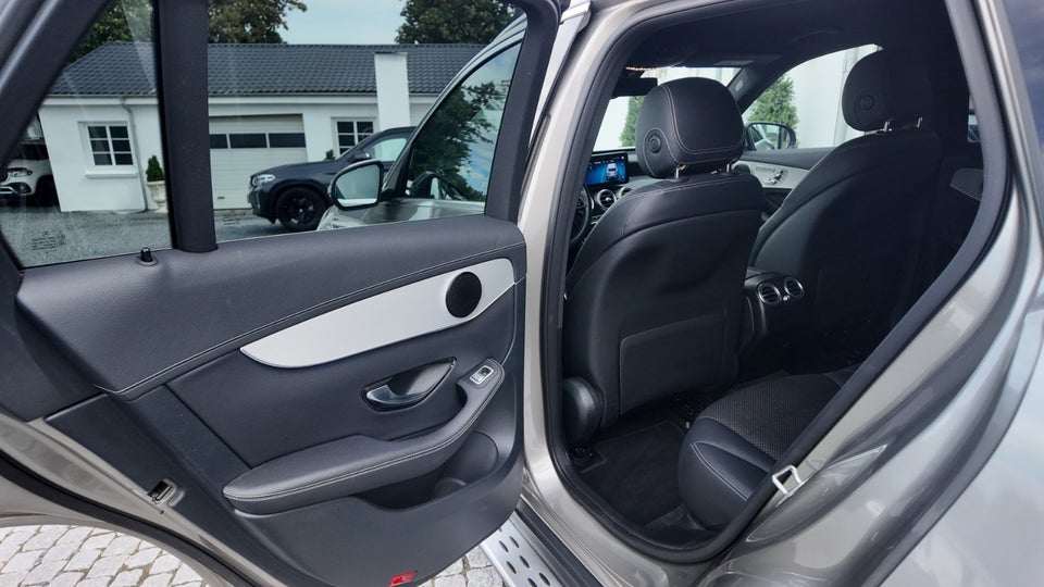 Mercedes GLC300 de 2,0 aut. 4Matic 5d