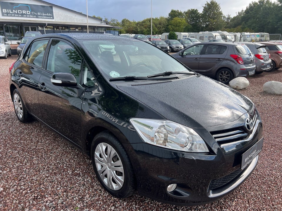 Toyota Auris 1,6 T2 5d