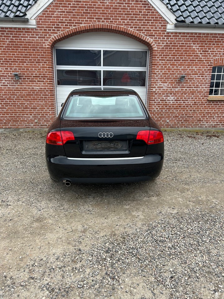Audi A4 2,0  4d
