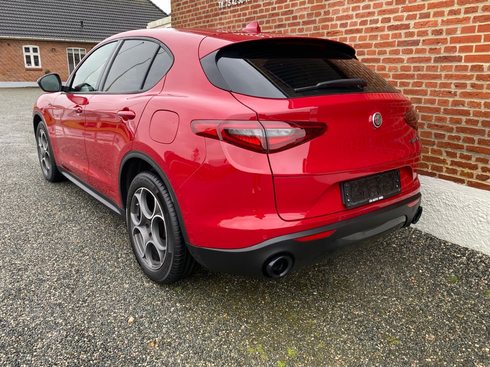 Alfa Romeo Stelvio 2,2 JTD 190 Sprint aut. 5d