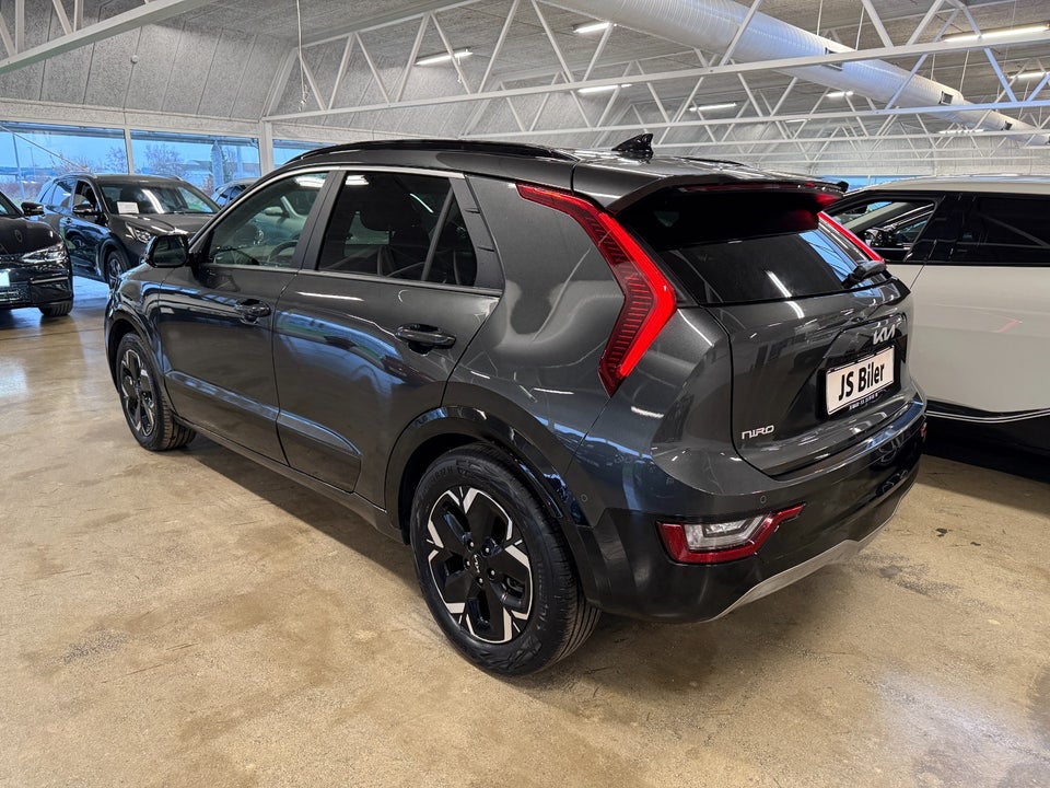 Kia Niro 64 EV Upgrade 5d