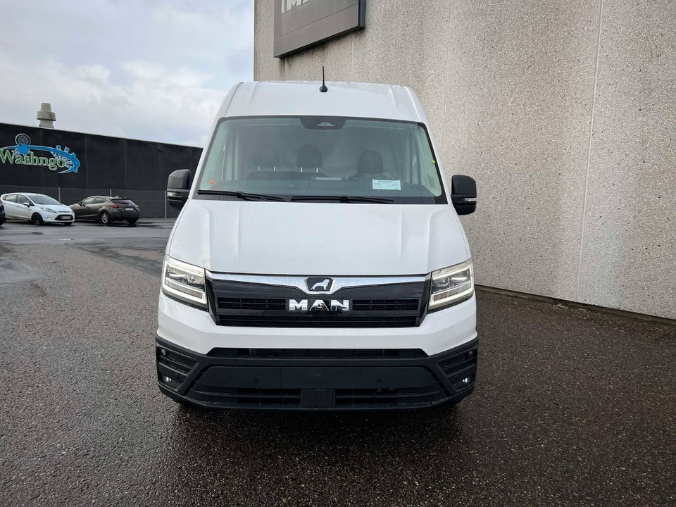 MAN TGE 2,0 3.180 Kassevogn L3H3 aut. FWD