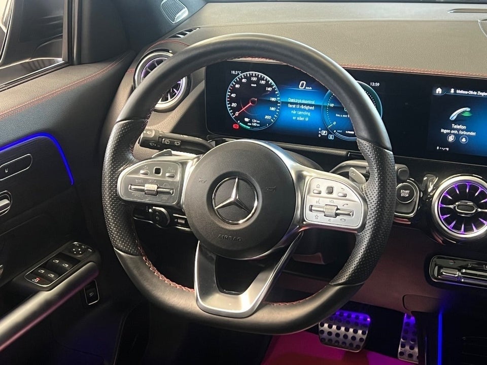 Mercedes EQA300 AMG Line 4Matic 5d