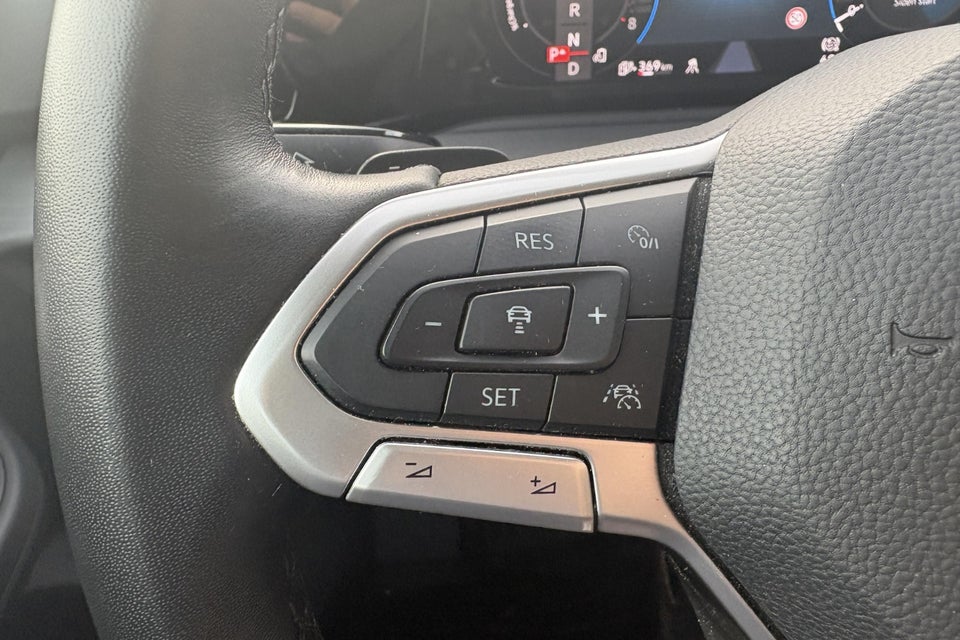 VW Golf VIII 1,4 eHybrid DSG 5d