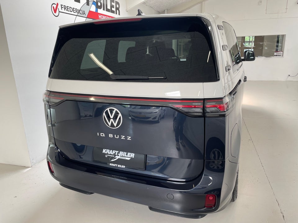 VW ID.Buzz 77 Pro SWB 5d