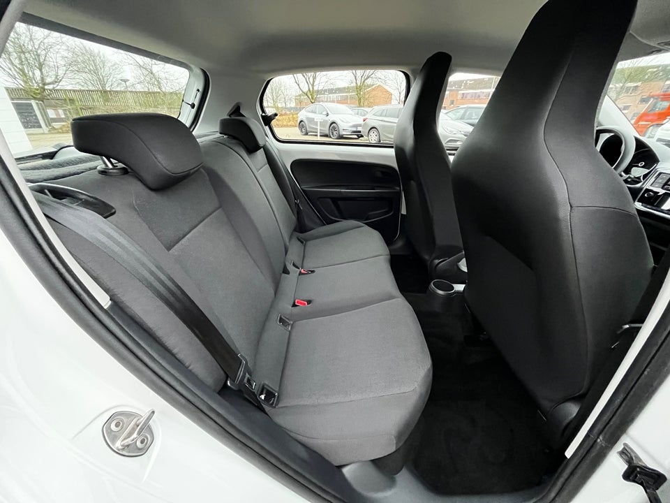 VW e-Up! Move Up! 5d