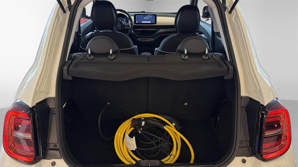 Fiat 500e 24 Icon 3d