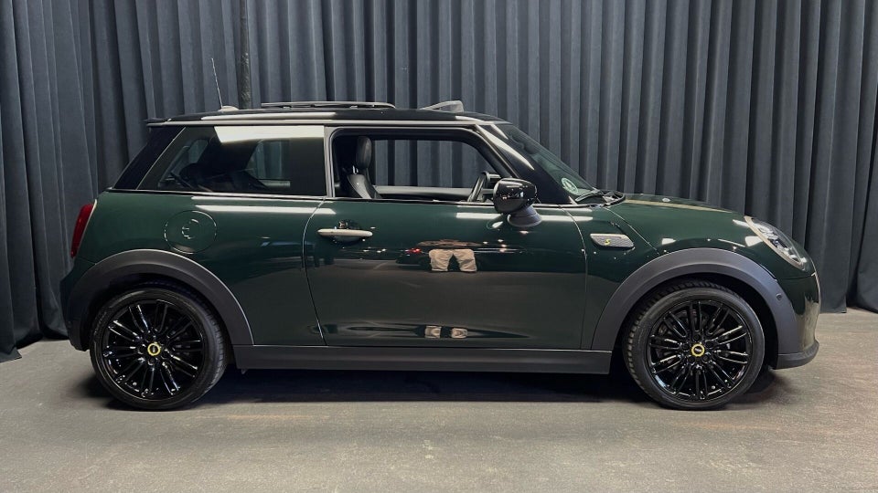 MINI Cooper SE Resolute Edition 3d