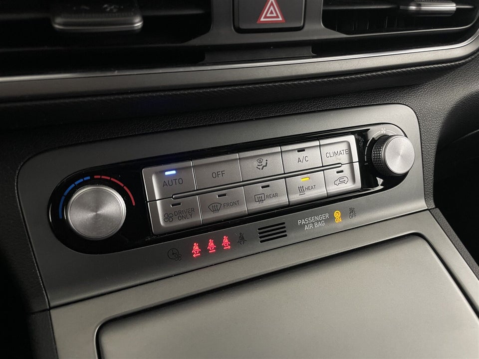 Hyundai Kona 39 EV Essential 5d