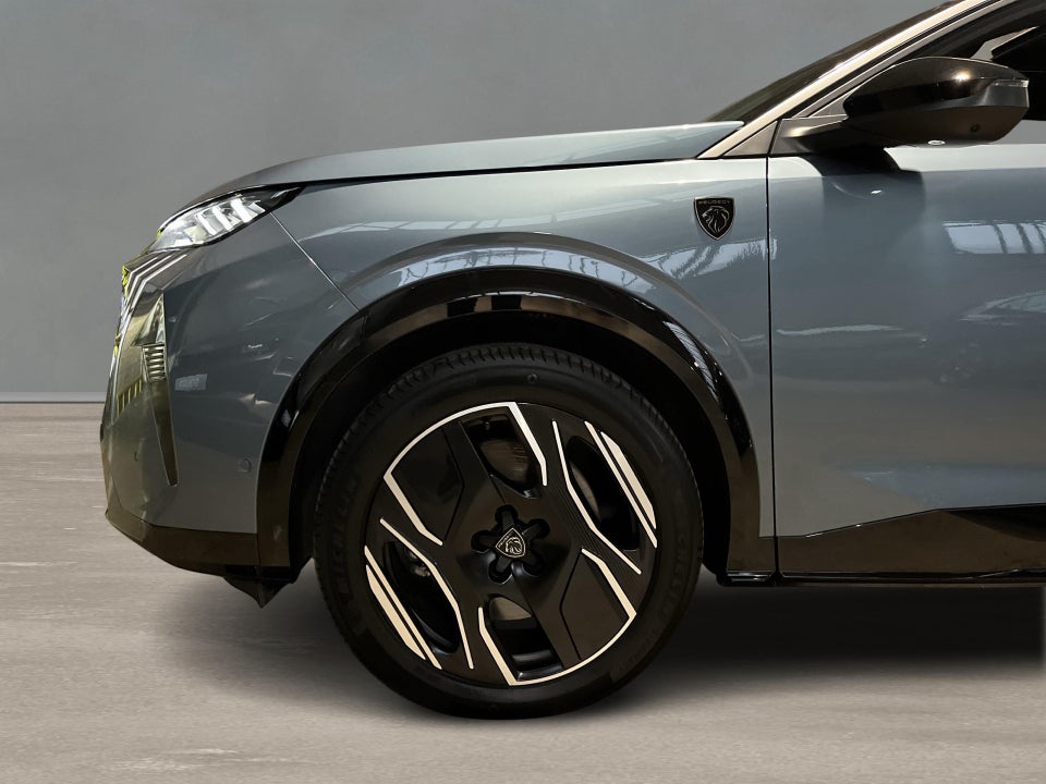 Peugeot e-5008 77 GT Pack 7prs 5d