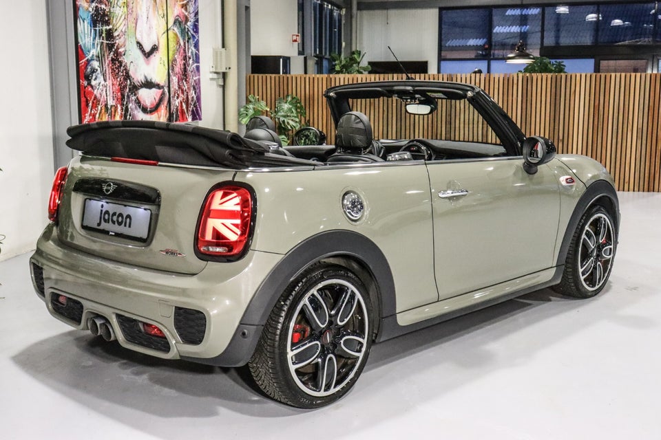 MINI Cooper S 2,0 JC Works Cabriolet aut. 2d