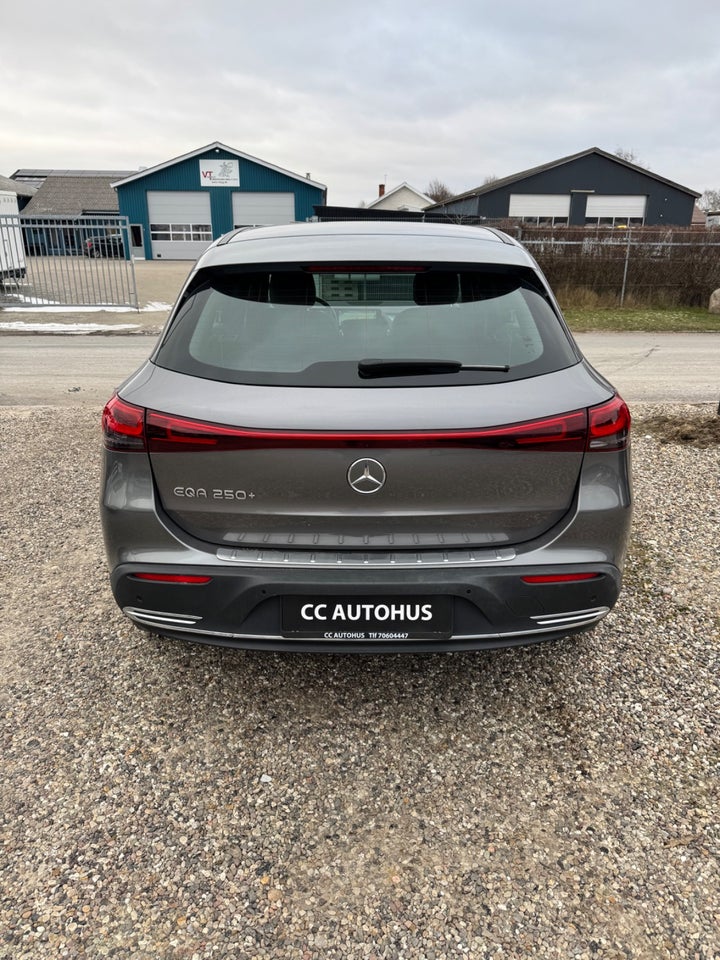 Mercedes EQA250+ Progressive 5d