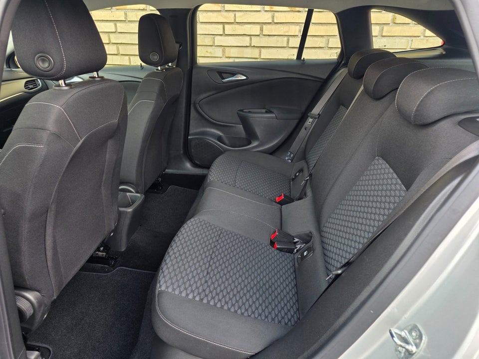 Opel Astra 1,2 T 110 Edition+ Sports Tourer 5d