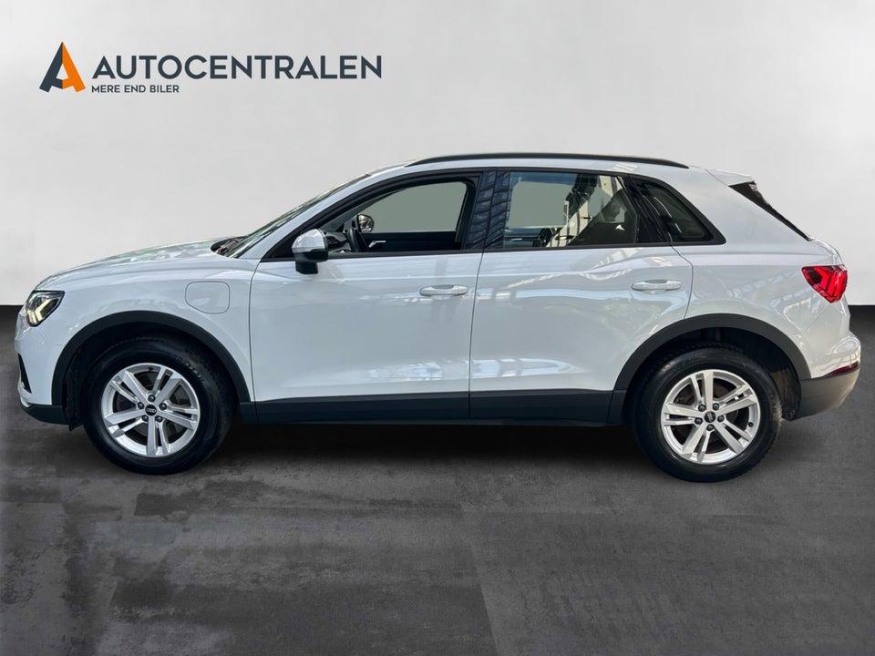 Audi Q3 45 TFSi e Attitude plus S-tr. 5d