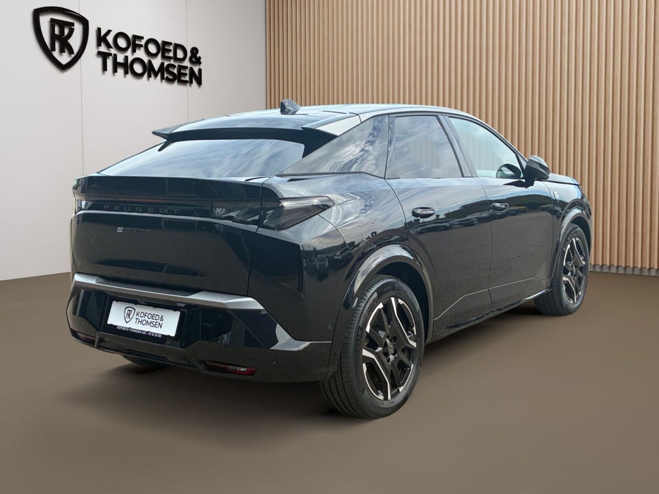 Peugeot e-3008 77 GT 5d