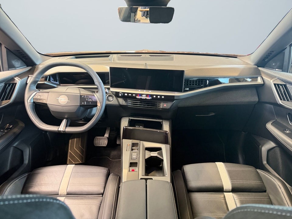 Opel Grandland-e 73 GS Sky 5d