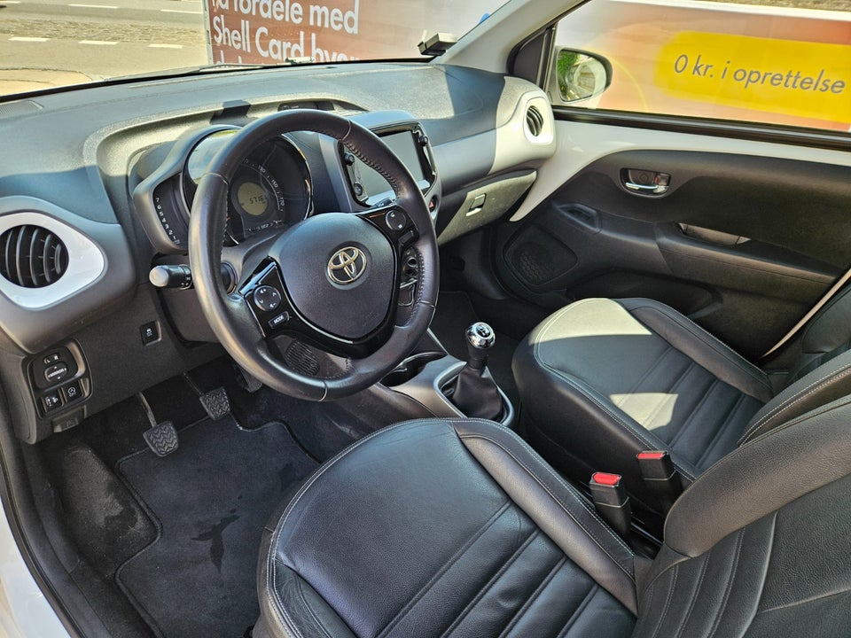 Toyota Aygo 1,0 VVT-i x-cellence 5d