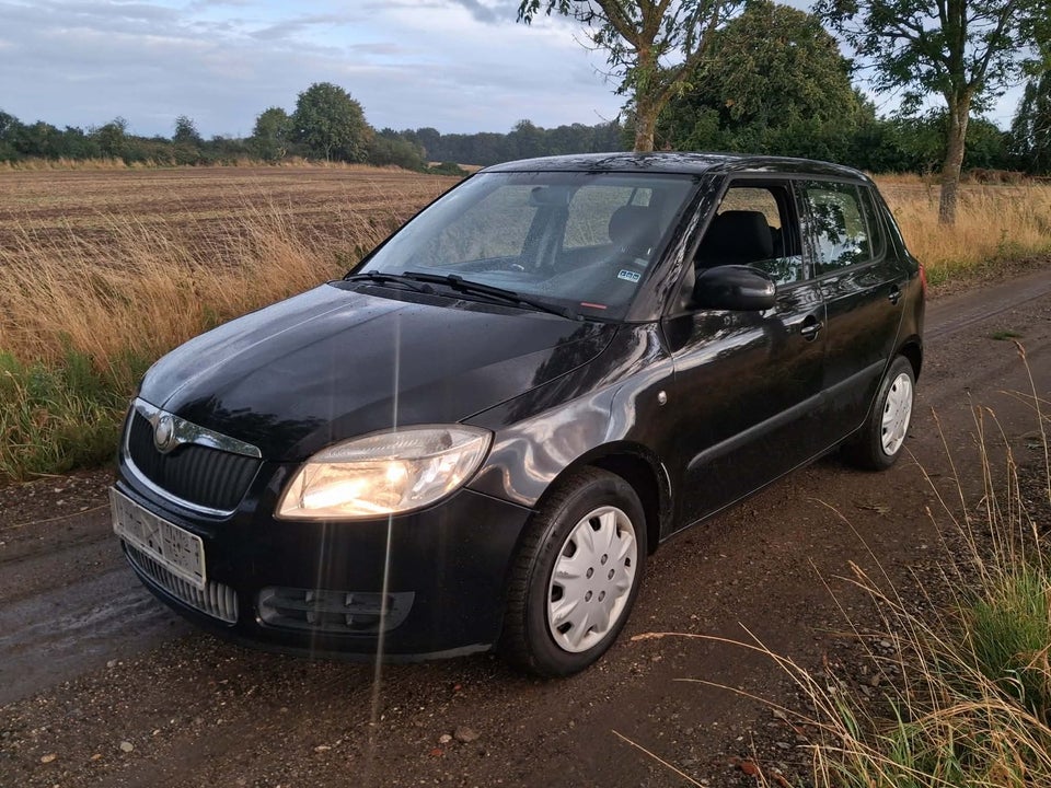 Skoda Fabia 1,2 12V Ambiente 5d