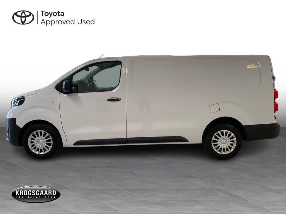 Toyota ProAce 2,0 D 144 Medium Comfort Master 4d