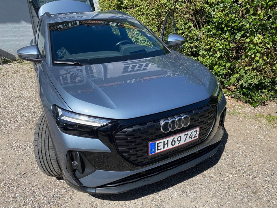 Audi Q4 e-tron 40 S-line 5d