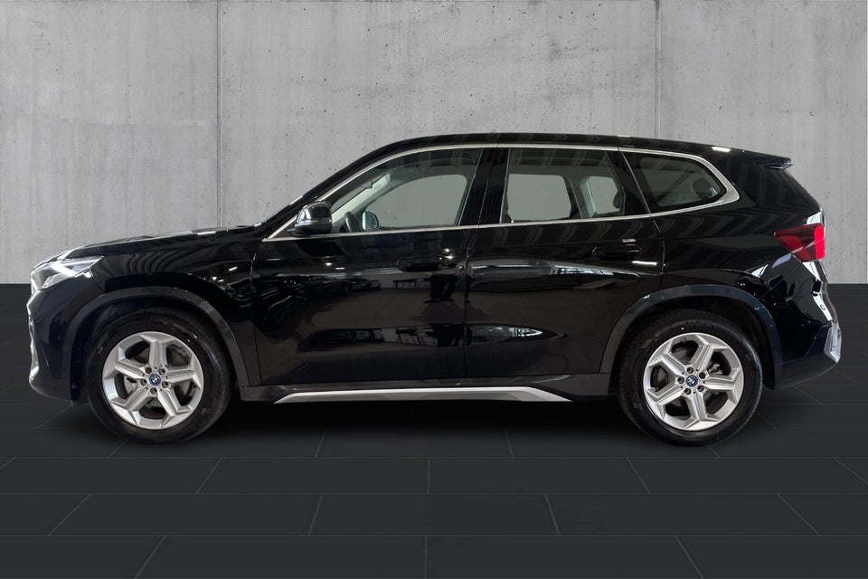 BMW iX1 eDrive20 X-Line 5d