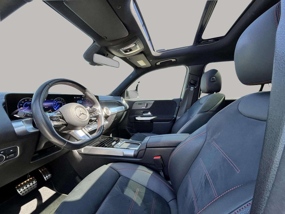 Mercedes EQB300 AMG Line 4Matic 5d