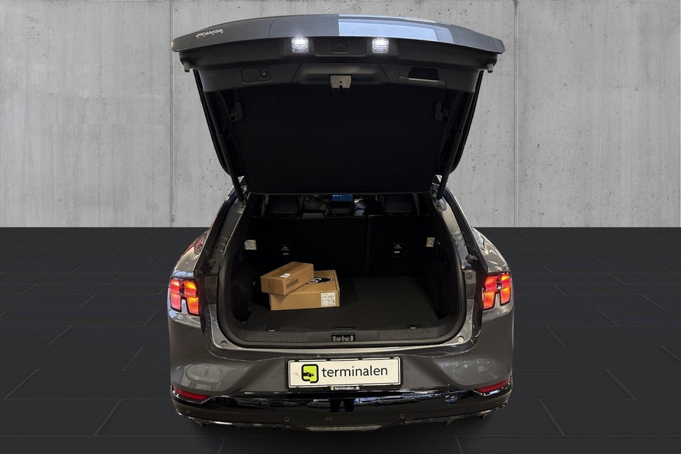 Ford Mustang Mach-E 91 GT Extended Range AWD 5d