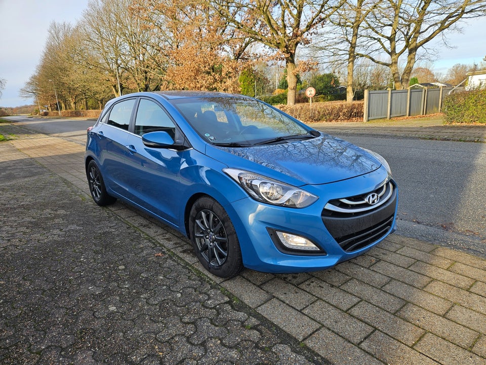 Hyundai i30 1,6 CRDi 110 Style Eco 5d