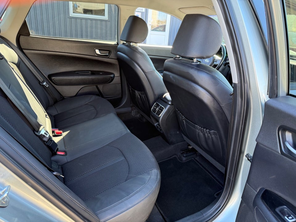 Kia Optima 2,0 PHEV SW aut. 5d