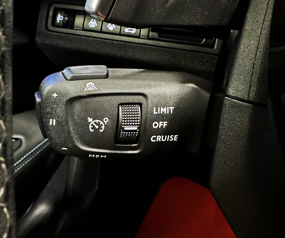 Peugeot 5008 1,5 BlueHDi 130 Allure Pack EAT8 7prs 5d