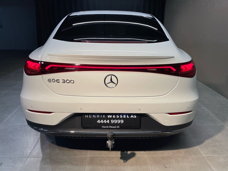 Mercedes EQE300 4d