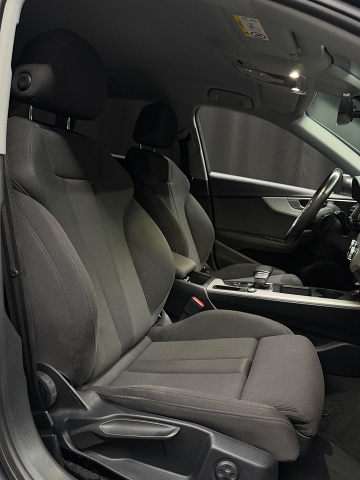 Audi A4 40 TFSi S-line Prestige Tour plus Avant S-tr. 5d