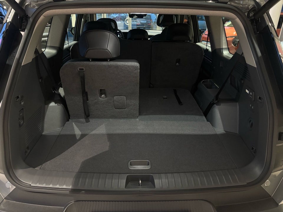 Kia EV9 76 Standard Range Upgrade RWD 7prs 5d