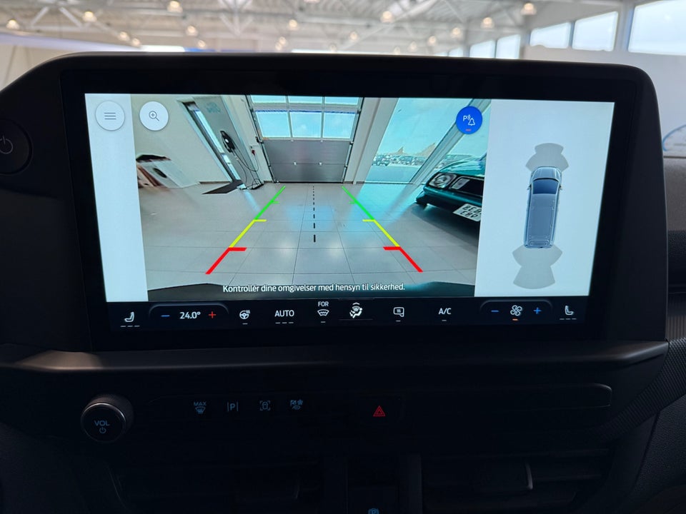 Ford E-Transit Custom 340L 64 Trend