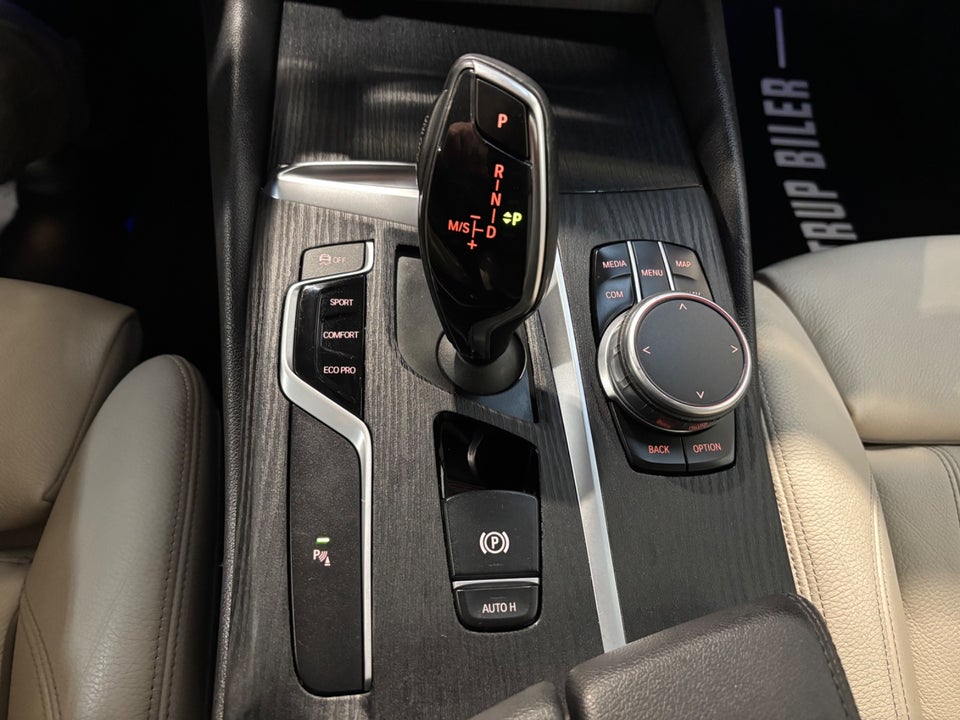 BMW 520d 2,0 Touring Luxury Line aut. 5d