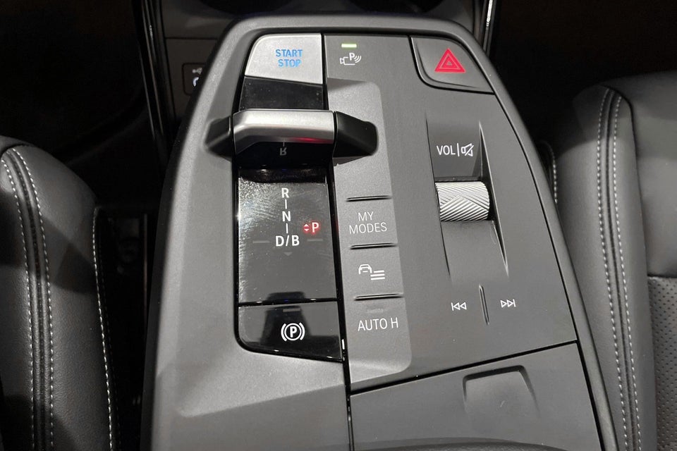 BMW iX1 xDrive30 X-Line 5d