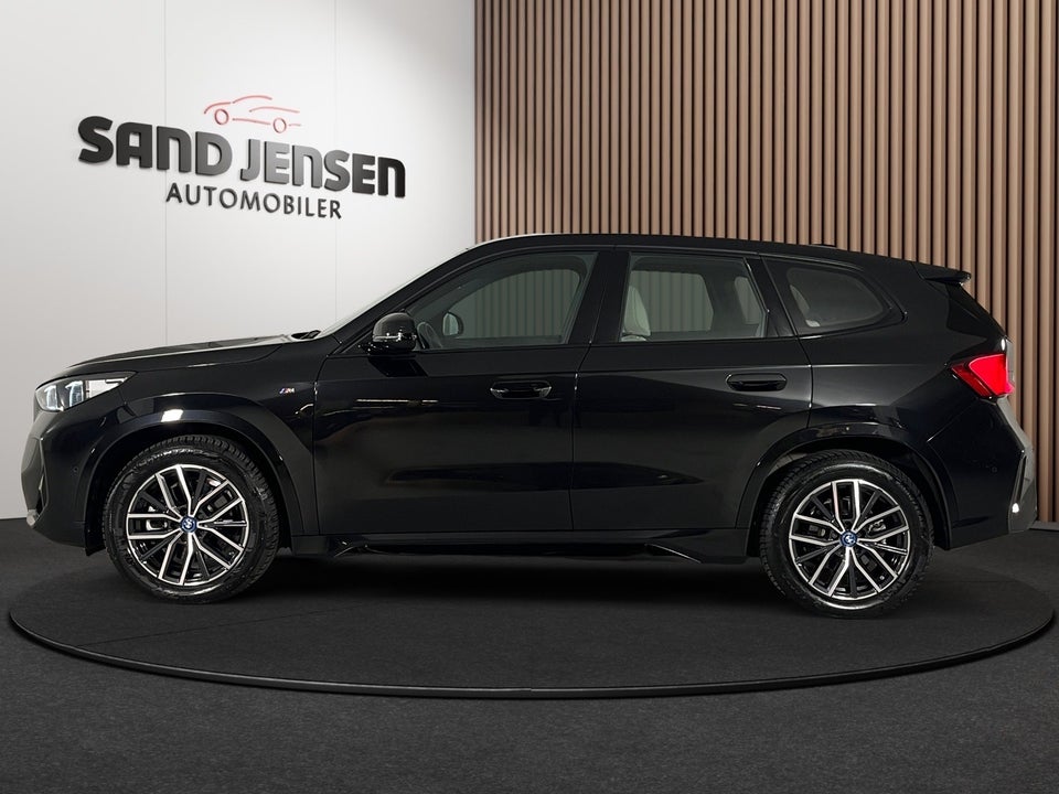 BMW iX1 xDrive30 M-Sport 5d