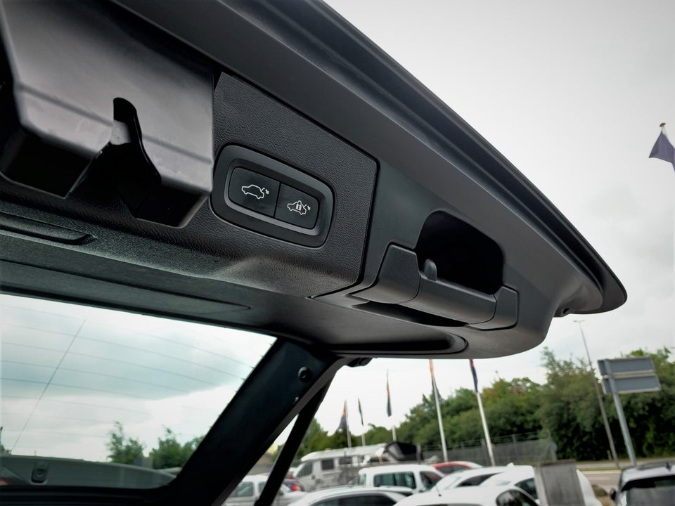 Volvo XC60 2,0 T4 190 Momentum aut. 5d
