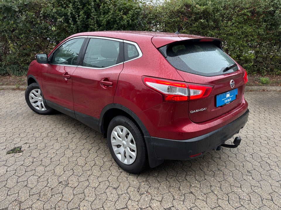 Nissan Qashqai 1,2 Dig-T 115 Acenta Connect 5d