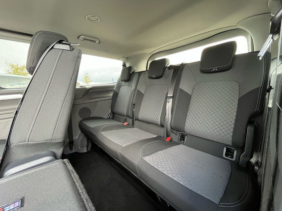 VW e-Caravelle 64 Life LWB