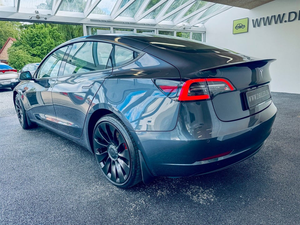 Tesla Model 3 Performance AWD 4d