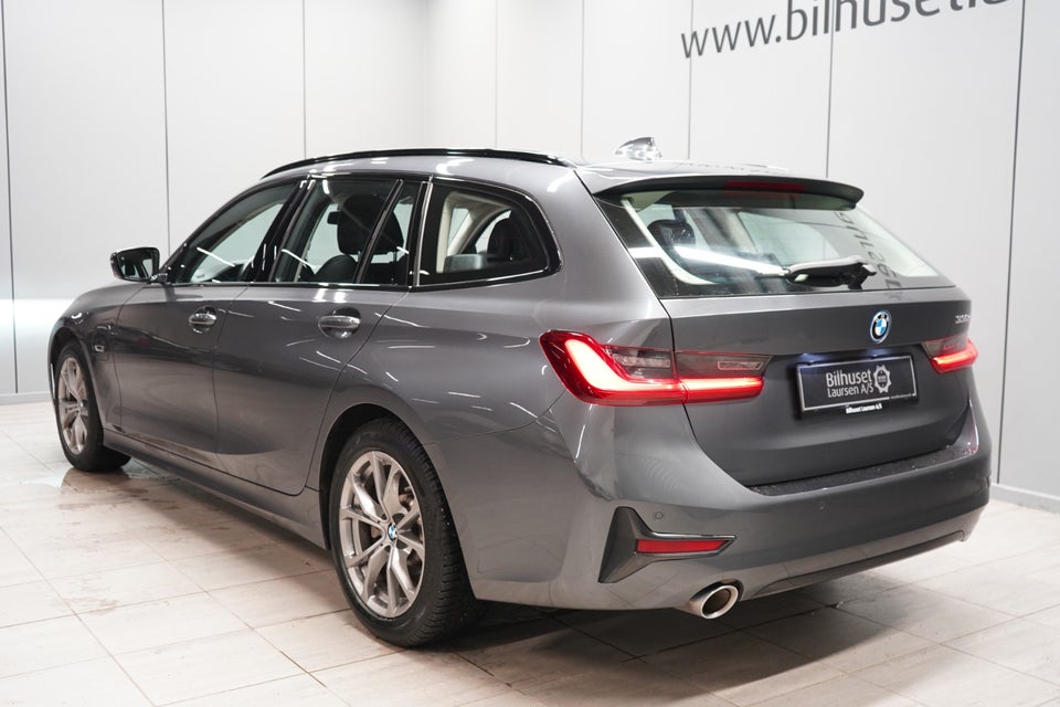 BMW 330e 2,0 Touring Sport Line aut. 5d