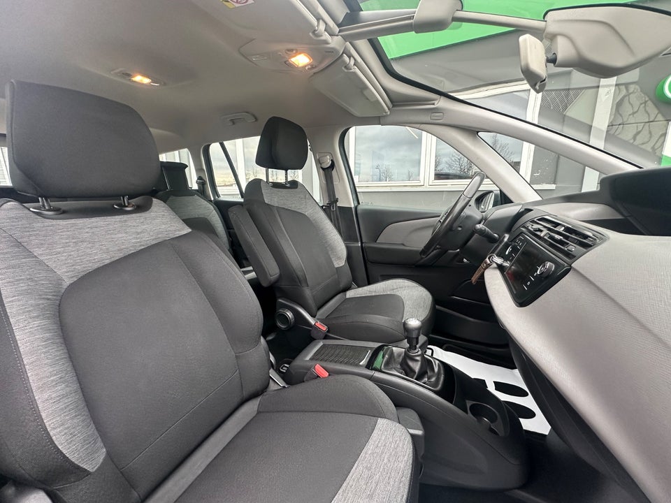 Citroën Grand C4 Picasso 1,2 PureTech 130 Intensive 7prs 5d