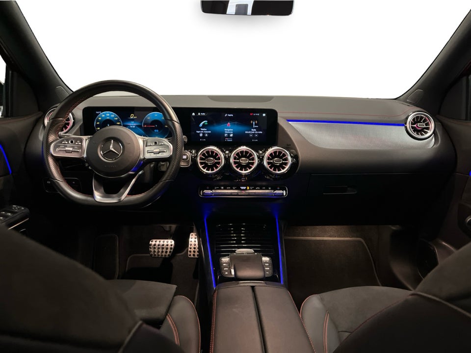 Mercedes EQA300 AMG Line 4Matic 5d