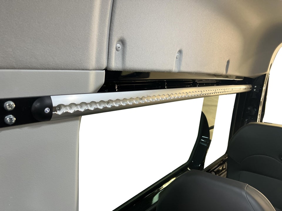 VW Crafter 35 2,0 TDi 177 Kombi L3H2 aut.